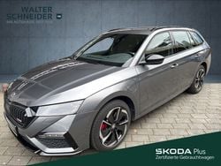 Graphitegrau metallic (metallic) Gebraucht 2022 Skoda Octavia RS Kombi | 29.950 € (Fairer Preis)