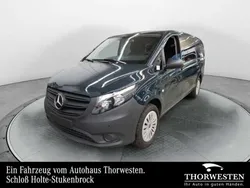 Granitgrün Gebraucht 2023 Mercedes Vito Van / Kleinbus | 45.815 €