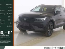 Schwarz Gebraucht 2025 Volvo XC40 Plus SUV | 38.890 € (Fairer Preis)