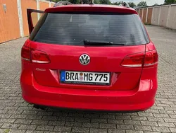 Rot Gebraucht 2014 VW Passat Kombi | 7.500 € (Guter Preis)