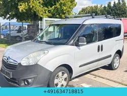 Silber Gebraucht 2012 Opel Combo Van / Kleinbus | 2.900 € (Guter Preis)