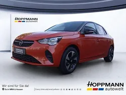 Orange Gebraucht 2022 Opel Corsa-e Edition Kleinwagen | 15.990 € (Fairer Preis)