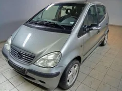 Grau Gebraucht 2004 Mercedes A160 Classic Van / Kleinbus | 700 € (Guter Preis)