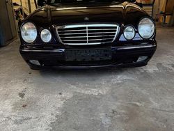 Blau Gebraucht 1999 Mercedes E430 Limousine | 11.250 € (Fairer Preis)