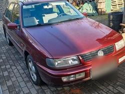 Rot Gebraucht 1994 VW Passat GT Kombi | 3.999 €