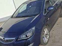 Ozean blau (p2) Gebraucht 2011 Opel Astra Sport Kleinwagen | 4.699 € (Superpreis)