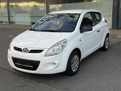 Weiß Gebraucht 2012 Hyundai i20 Classic Kleinwagen | 4.190 € (Etwas zu teuer)