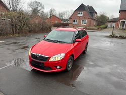 Rot Gebraucht 2014 Skoda Fabia Ambiente Kombi | 5.150 € (Guter Preis)