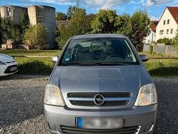 Blau Gebraucht 2005 Opel Meriva Van / Kleinbus | 400 €