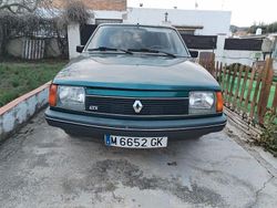 Grün Gebraucht 1985 Renault R18 Limousine | 3.500 €