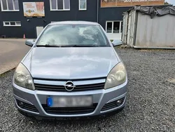 Silber Gebraucht 2005 Opel Astra Kleinwagen | 1.500 € (Guter Preis)