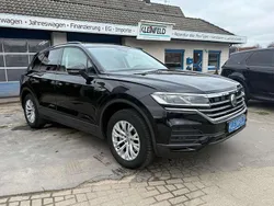 Schwarz Gebraucht 2019 VW Touareg Style SUV | 26.980 € (Fairer Preis)