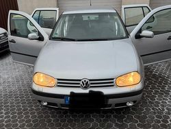 Silber Gebraucht 2002 VW Golf IV Kleinwagen | 2.299 € (Fairer Preis)