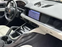 Schwarz Gebraucht 2023 Porsche Cayenne Turbo SUV | 103.790 €