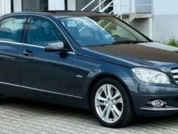 Grau Gebraucht 2009 Mercedes C350 Avantgarde Limousine | 7.500 € (Superpreis)
