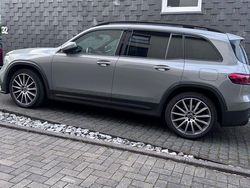 Grau Gebraucht 2021 Mercedes GLB220 AMG line SUV | 31.500 € (Guter Preis)
