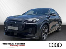 Grau Neu 2025 Audi Q6 Sportback e-tron Sport SUV | 82.455 €