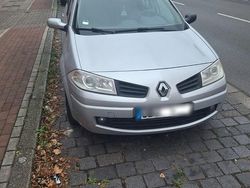 Silber Gebraucht 2007 Renault Mégane GrandTour Kombi | 3.200 €