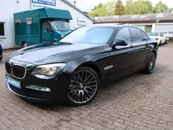 Black sapphire metallic (metallic) Gebraucht 2009 BMW 760 Shadowline Limousine | 29.999 €