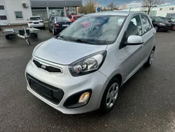 Silber Gebraucht 2014 Kia Picanto FIFA World Cup Edition Kleinwagen | 6.489 € (Guter Preis)