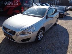 Silber Gebraucht 2011 Volvo V60 Kombi | 4.900 € (Superpreis)