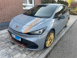 Grau Gebraucht 2022 Cupra Born Kleinwagen | 25.500 € (Fairer Preis)