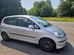 Silber Gebraucht 2004 Honda Jazz Kleinwagen | 2.700 €