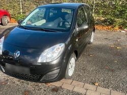 Schwarz Gebraucht 2009 Renault Twingo Kleinwagen | 2.399 € (Fairer Preis)