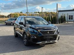 Schwarz Gebraucht 2020 Peugeot 5008 Allure Van / Kleinbus | 15.150 € (Guter Preis)