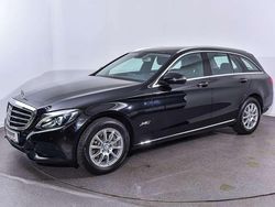 Obsidian black metallic pain Gebraucht 2016 Mercedes C180 Exclusive Kombi | 18.490 € (Fairer Preis)
