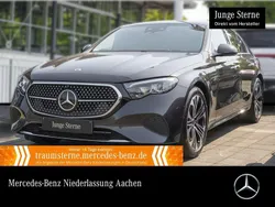 Grau Gebraucht 2024 Mercedes E300 Advanced Limousine | 50.990 € (Guter Preis)
