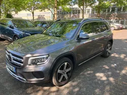Grau Gebraucht 2020 Mercedes GLB200 SUV | 21.896 €