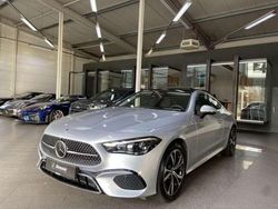 Hightechsilber metallic (metallic) Gebraucht 2024 Mercedes 200 Coupé | 46.990 € (Guter Preis)