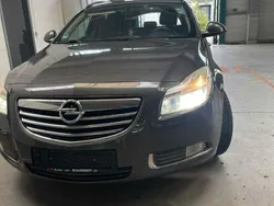 Grau Gebraucht 2011 Opel Insignia Sport Kombi | 3.900 € (Guter Preis)