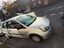 Grau Gebraucht 2007 Ford Fiesta Kleinwagen | 1.150 € (Guter Preis)