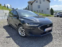 Obsidianschwarz met (metallic) Gebraucht 2023 Ford Focus Cool & Connect Kombi | 14.998 € (Guter Preis)