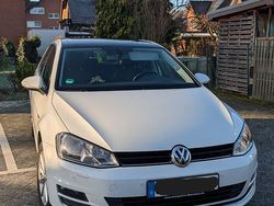 Weiß Gebraucht 2016 VW Golf VII LOUNGE Kombi | 15.000 € (Guter Preis)
