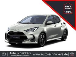Silber Neu 2025 Toyota Yaris Hybrid Limousine | 25.590 € (Fairer Preis)