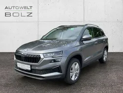 Grau Gebraucht 2024 Skoda Karoq Selection SUV | 29.590 € (Guter Preis)