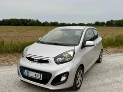 Silber Gebraucht 2014 Kia Picanto FIFA World Cup Edition Kleinwagen | 5.500 € (Guter Preis)