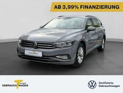 Grau Gebraucht 2024 VW Passat Business Kombi | 27.970 € (Guter Preis)