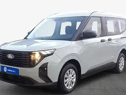 Grau Gebraucht 2025 Ford Tourneo Courier Trend Van / Kleinbus | 23.928 € (Guter Preis)