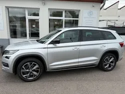 Brilliantsilber metallic Gebraucht 2021 Skoda Kodiaq SportLine SUV | 32.850 € (Etwas zu teuer)