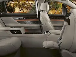 Blau Gebraucht 2019 BMW 745 Limousine | 58.900 €