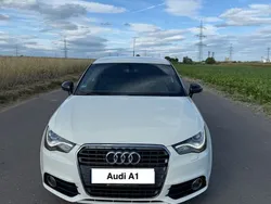 Weiß Gebraucht 2012 Audi A1 Design Kleinwagen | 10.499 € (Etwas zu teuer)