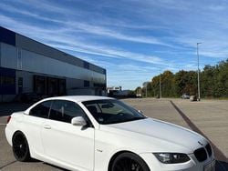 Weiß Gebraucht 2009 BMW 320 Cabriolet Sport Line Cabrio | 9.300 € (Guter Preis)