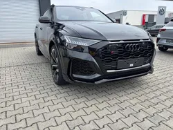 Mythosschwarz metallic Gebraucht 2023 Audi RS Q8 Sport SUV | 129.498 € (Teuer)