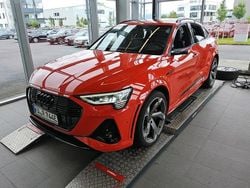 Catalunyarot metallic Gebraucht 2022 Audi e-tron Sportback Comfort SUV | 47.880 € (Etwas zu teuer)