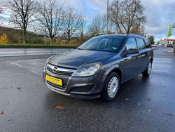 Grau Gebraucht 2009 Opel Astra Selection Kombi | 2.750 € (Etwas zu teuer)