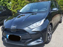 Schwarz Neu 2025 Toyota Yaris Hybrid Limousine | 23.900 € (Guter Preis)